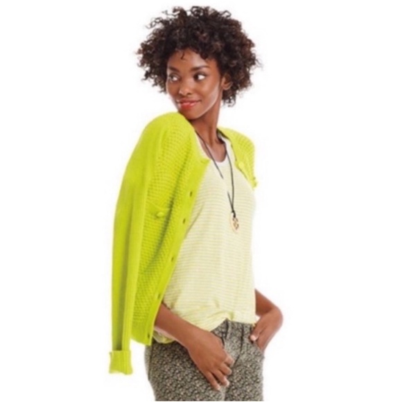 Cabi Loren Chartreuse Green Cardigan size M - Picture 2 of 10
